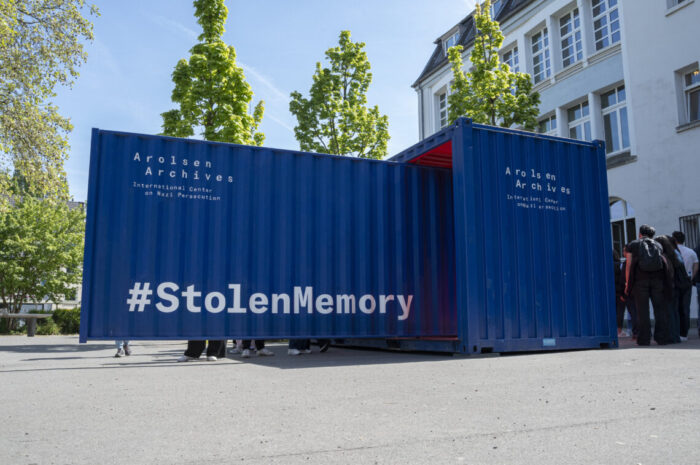 Feierliche Eröffnung der Wanderausstellung #StolenMemory der Arolsen Archives